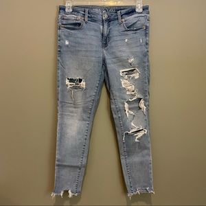 AE Distressed Jeggings